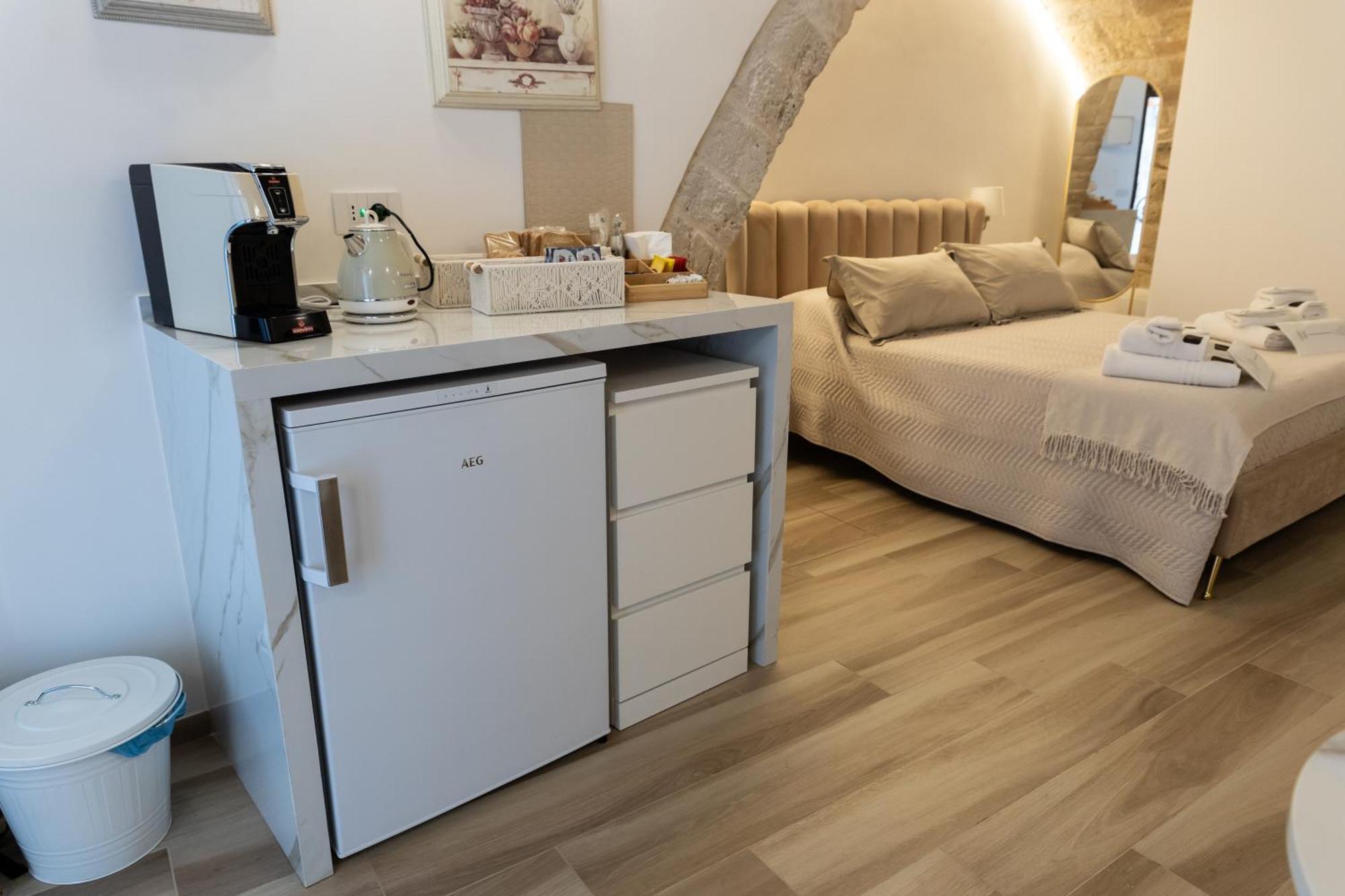 Carola Luxury Room Bari Exterior foto